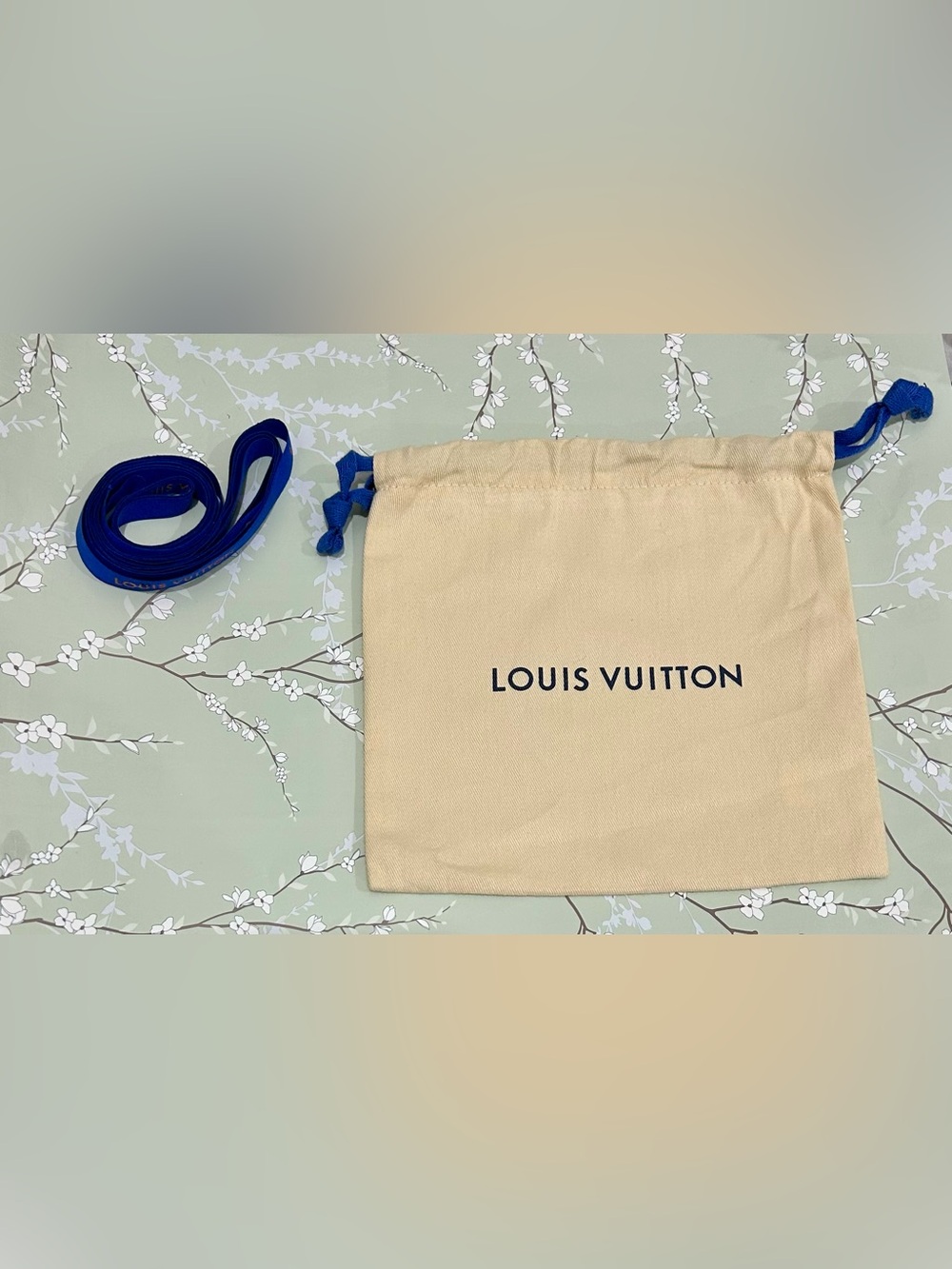 Louis Vuitton 100% Cotton Drawstring Dust Bag Pouch + Blue Logo Ribbon
